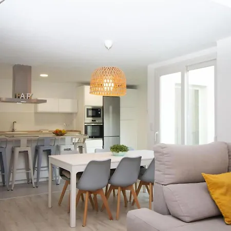 Casa Con Jardín Privado A 300 Metros De La Playa, Piscina
